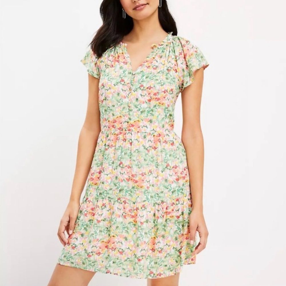 NWT LOFT  Buttercup Floral  V-Neck Tiered Swing Dress